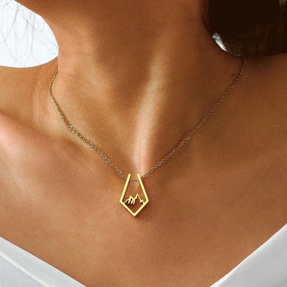 Alphina Necklace/Ring Holder - Gold
